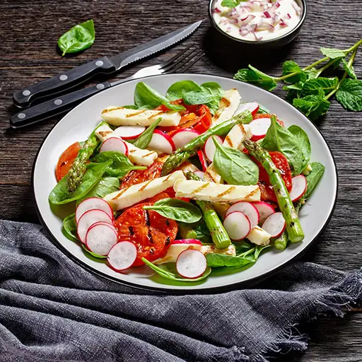Halloumi salad